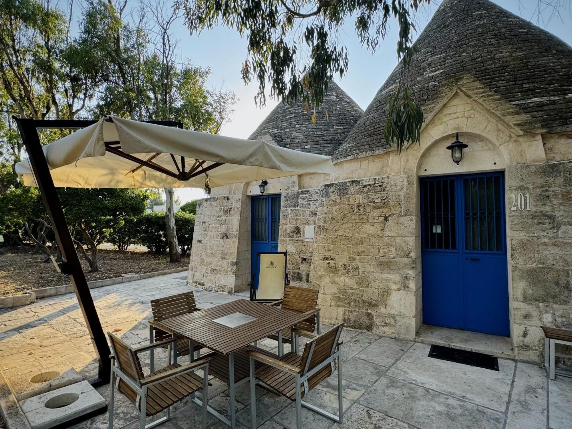 Baia Sangiorgio Hotel & Beach Club Bari Exterior photo